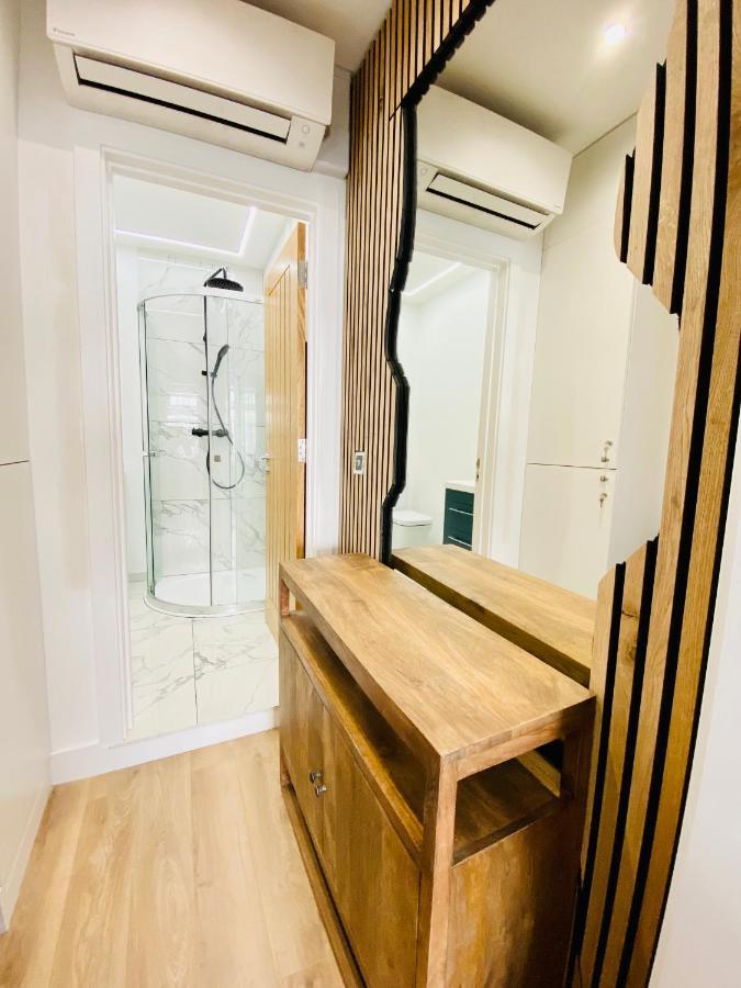 New Studio Flat Overlooking City Centre Kingston upon Thames  Exterior foto